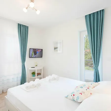 Blue House Apartment Makarska Exterior photo