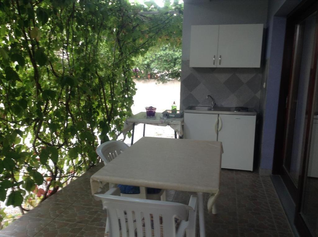Blue House Apartment