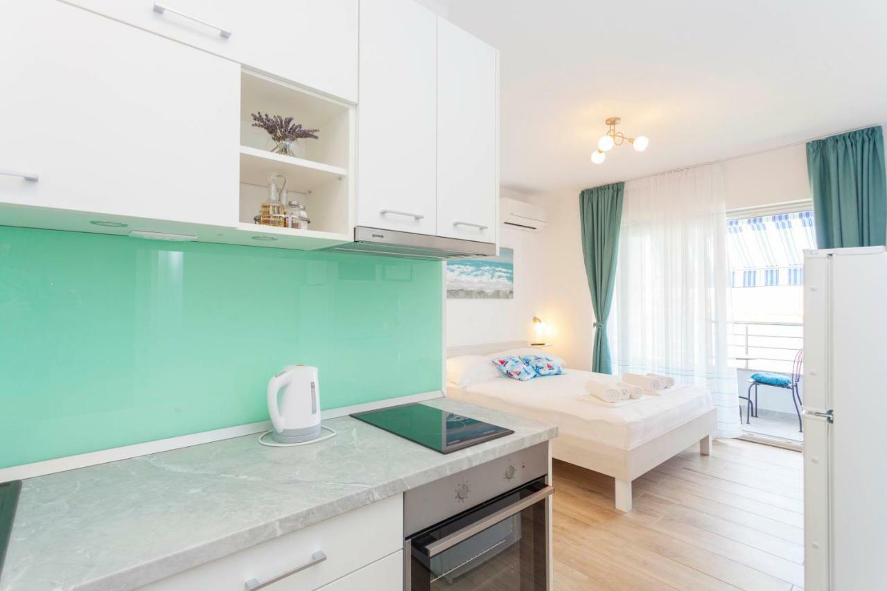Blue House Apartment