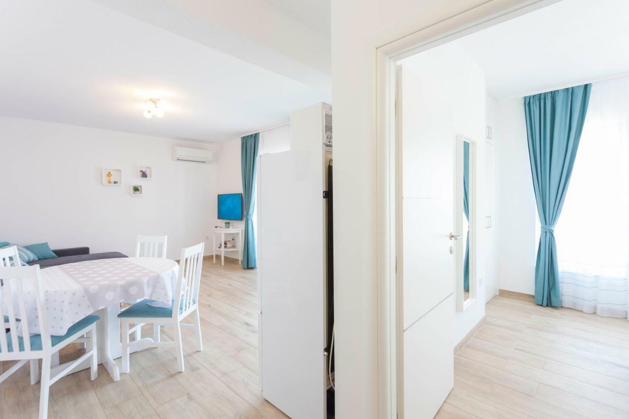 Apartment Blue House Makarska